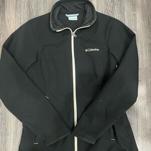 Columbia Classic Black Fleece Jacket